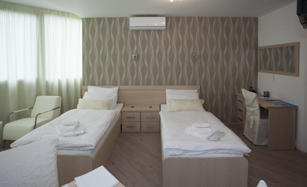 Cro Jet Set Apartments Split Eksteriør bilde