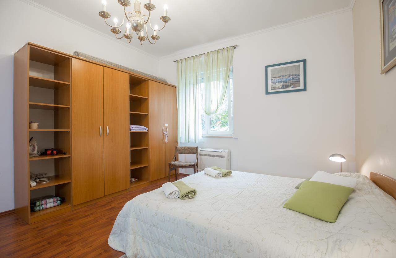 Cro Jet Set Apartments Split Eksteriør bilde