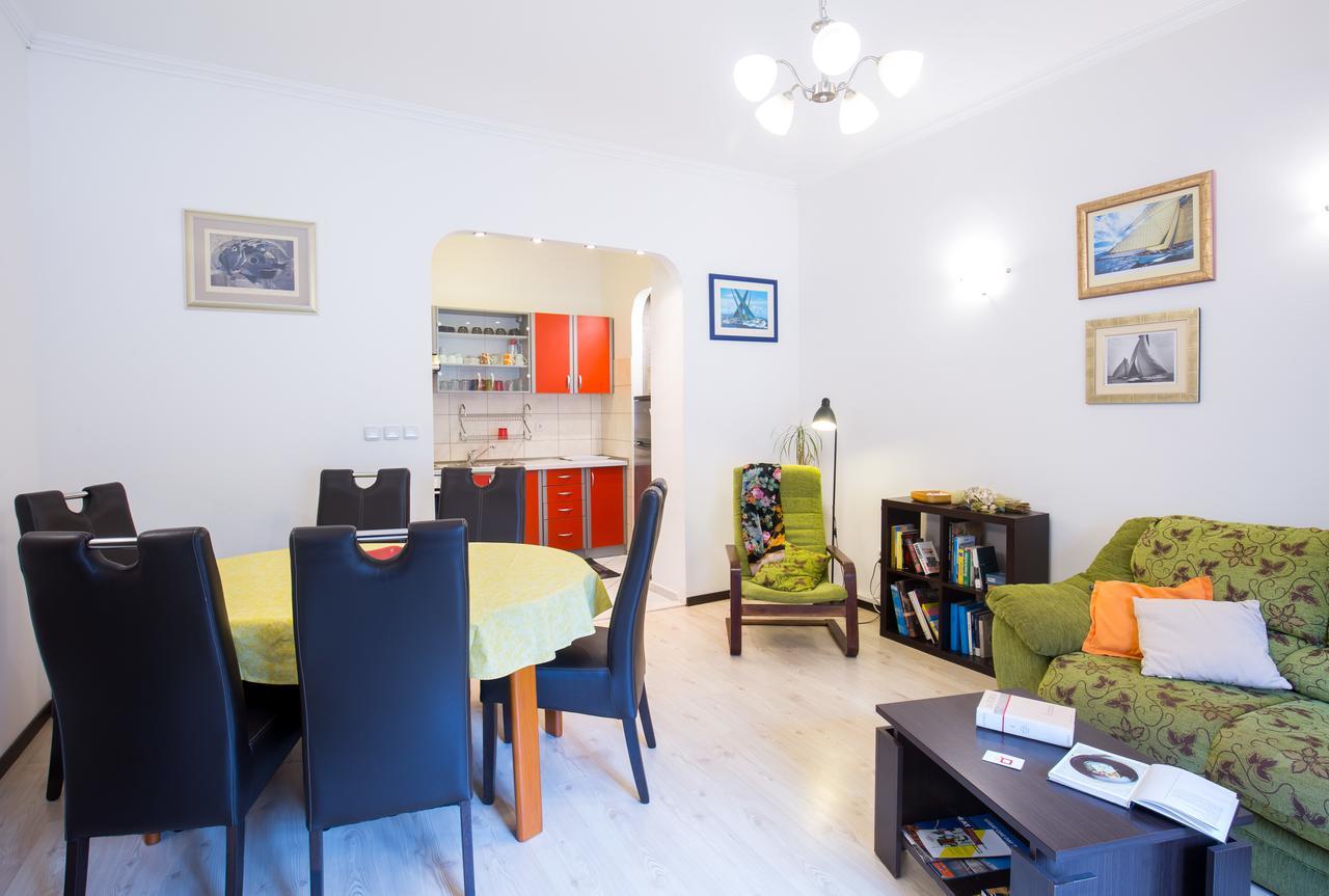 Cro Jet Set Apartments Split Eksteriør bilde