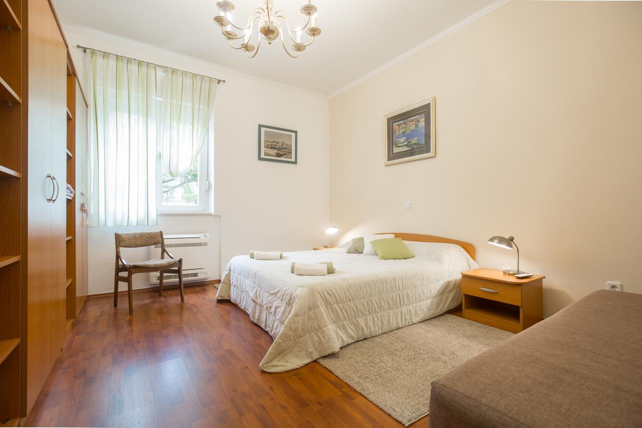 Cro Jet Set Apartments Split Eksteriør bilde